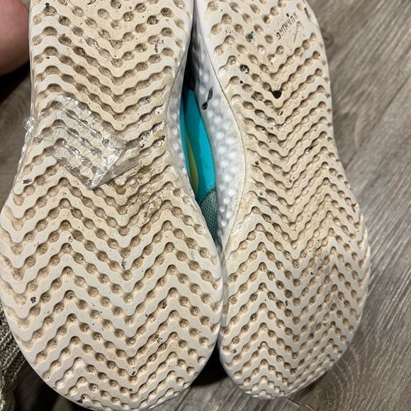 Nike girls runners - Picture 3 of 3